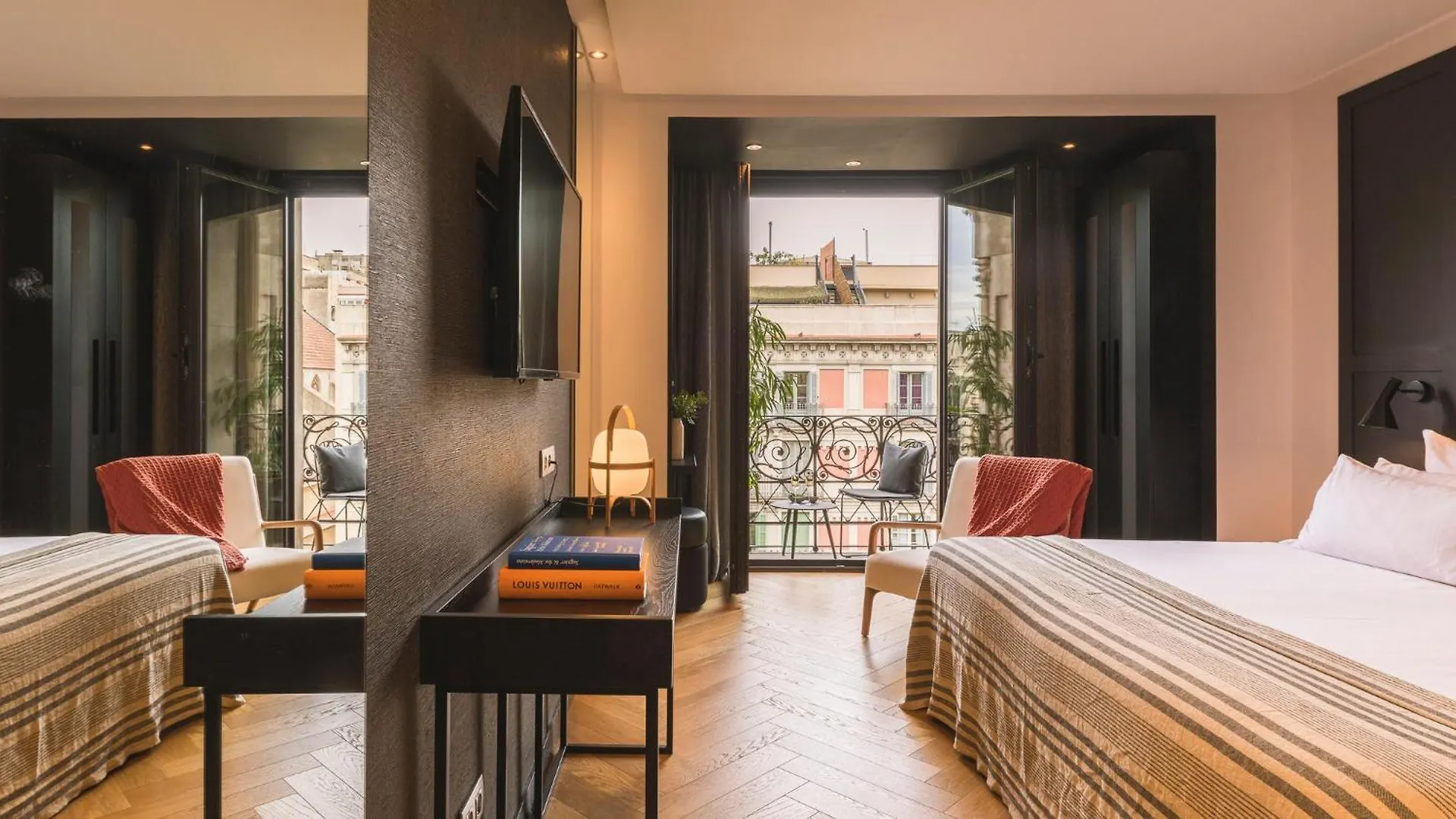 Hotel Casa Sagnier location